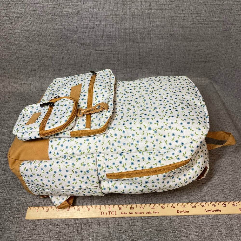 NWOT Lucky Brand Blue Floral Backpack - White and Tan - Picture 7 of 10